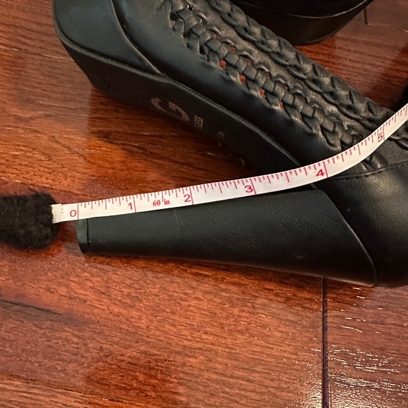 G by Guess Black Woven 6.5 Cera Platform heel - Picture 4 of 10